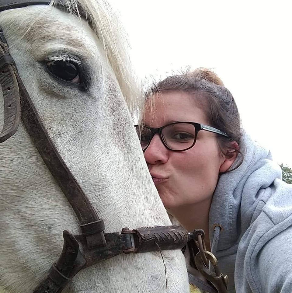 Amandine, pédagogue comportementale aux Terres du Nord